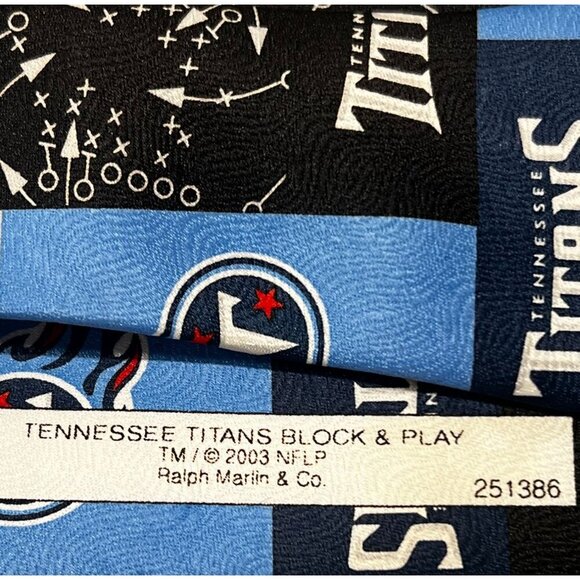Tennessee Titans Block & Play Neck Tie 2003 NFLP Ralph Marlin & Co. Polyester - Picture 5 of 6